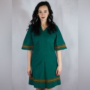 Vintage 70s boho green dress with wide sleeve
